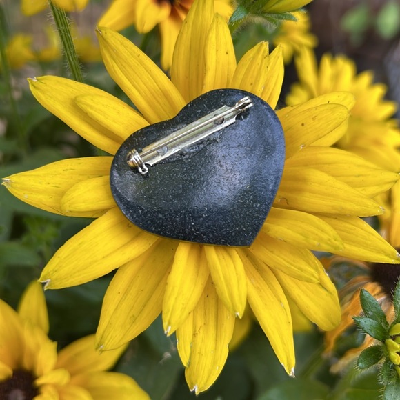 Handmade brooch heart - Picture 4 of 5